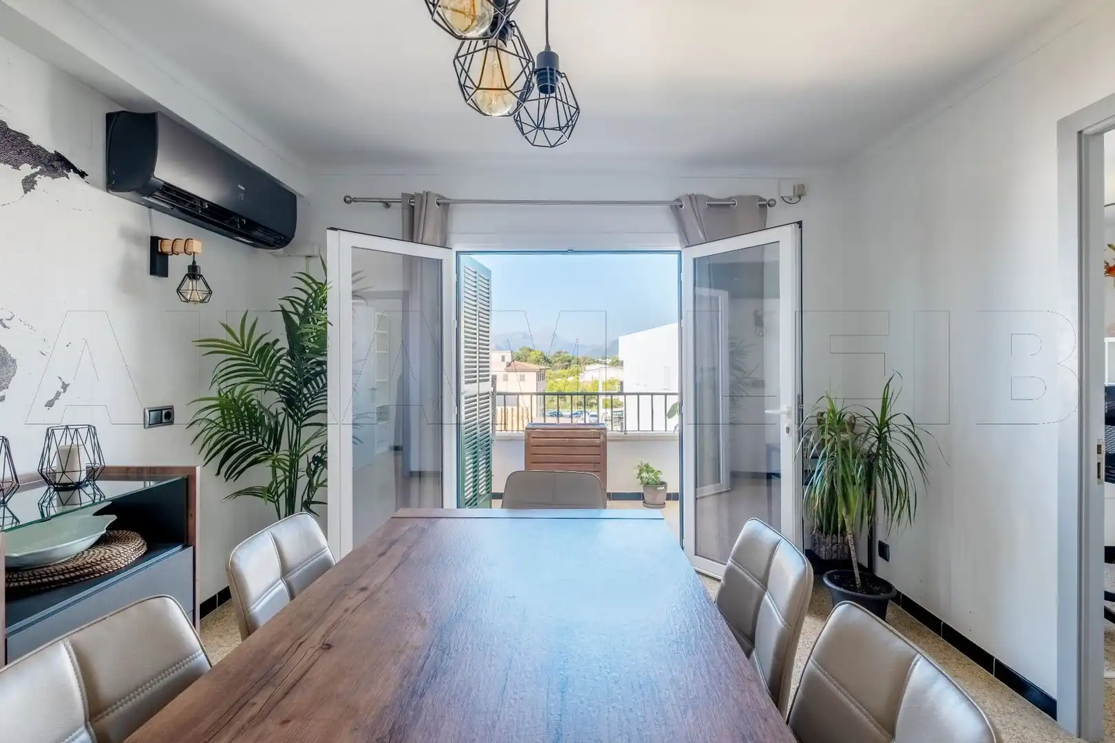 Dining room of Flat for sale in Pollença  with Air Conditioner