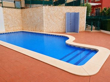 Mini appartamento con piscina in vendita a Montebello - Nou Espai
