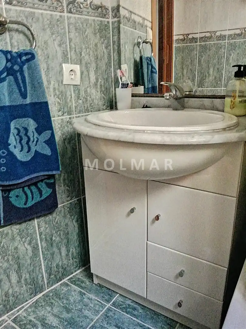 Baño de Piso en venta en Cullera con Aire acondicionado, Amueblado y Horno