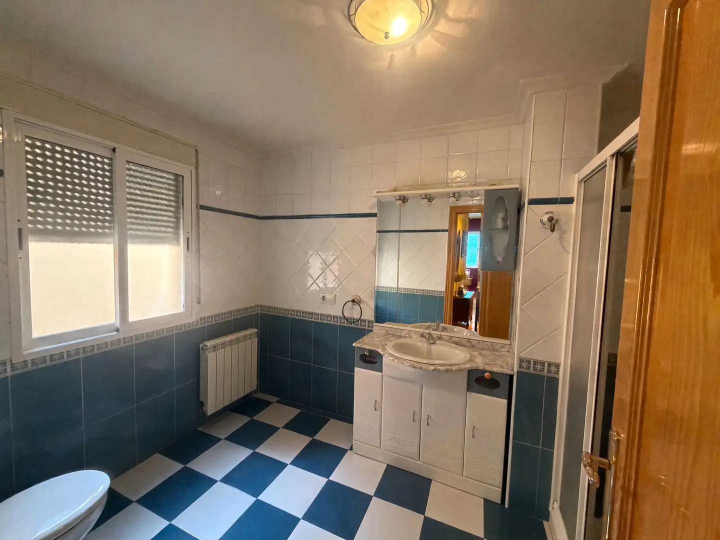 Bathroom of Houses for sale in Ciudad Real  with Air Conditioner, Heating and Private garden