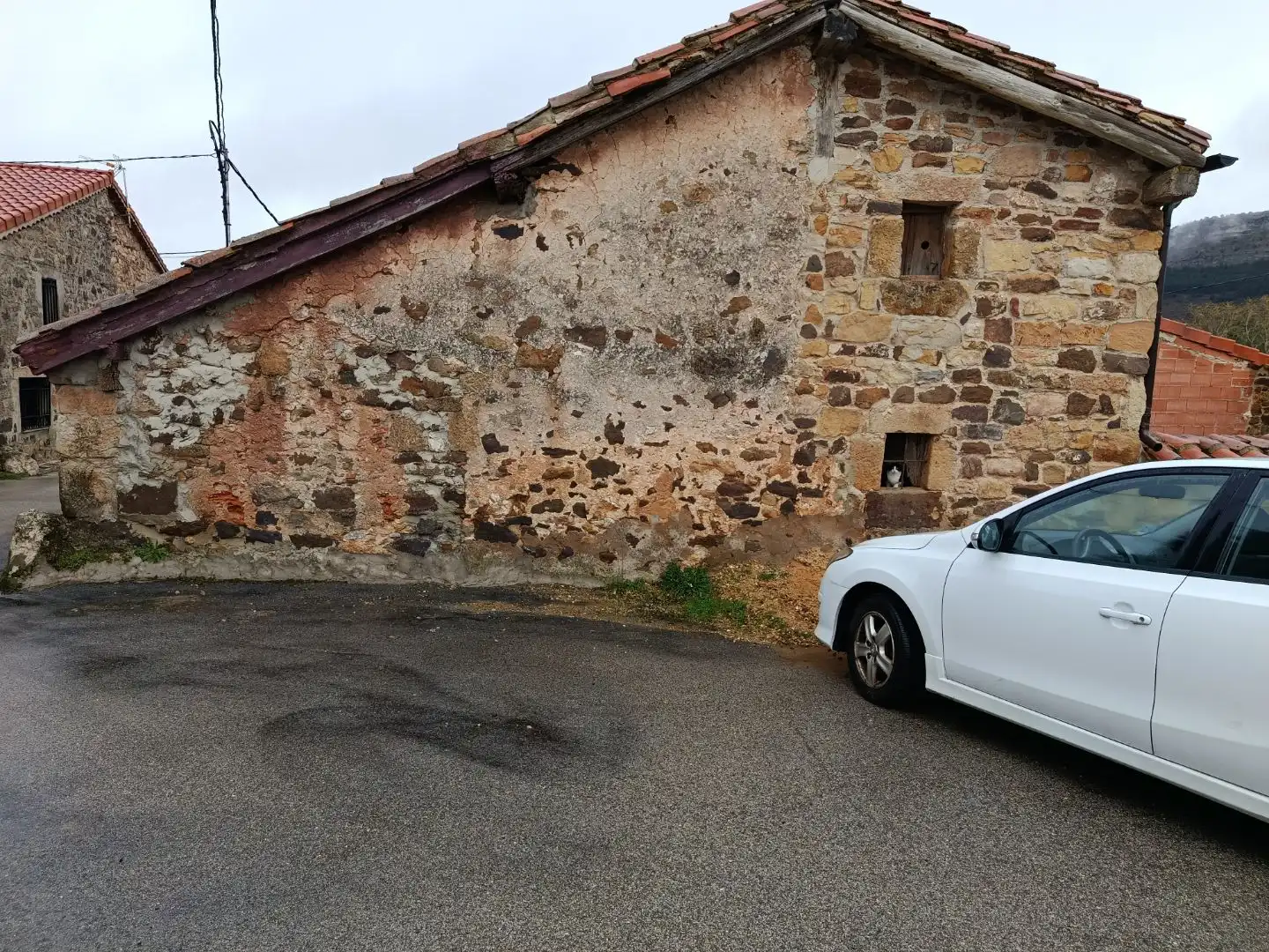 Parkplatz von Geschaftsraum zum Verkauf in Cidones