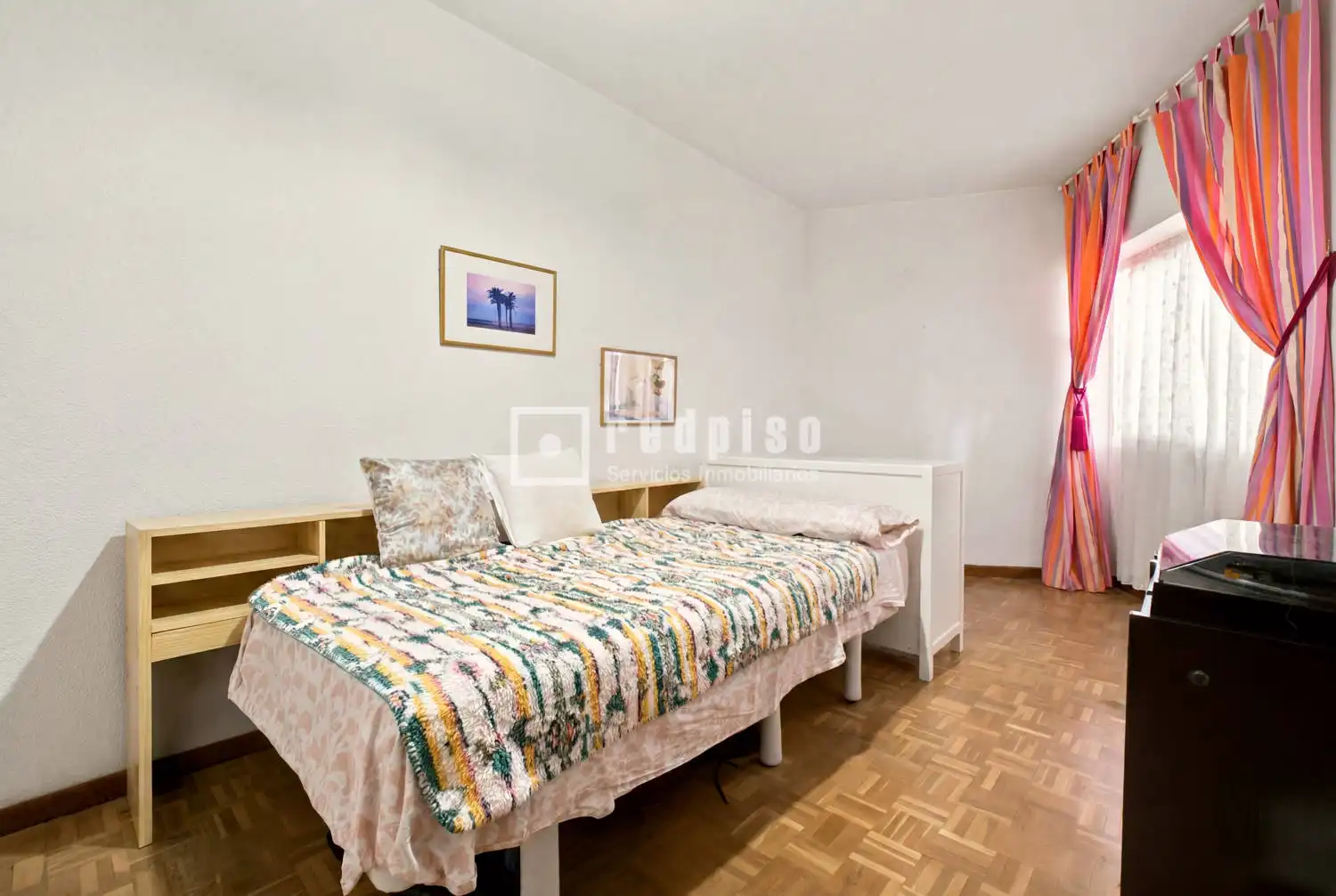 Bedroom of Flat for sale in Madrid  with Heating, Private garden and Parquet flooring