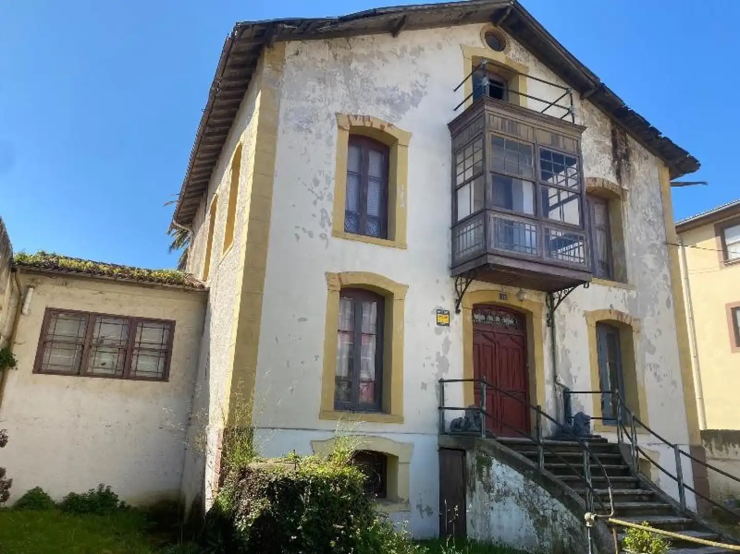 Vista exterior de Casa o chalet en venta en Torrelavega  con Calefacción, Jardín privado y Terraza
