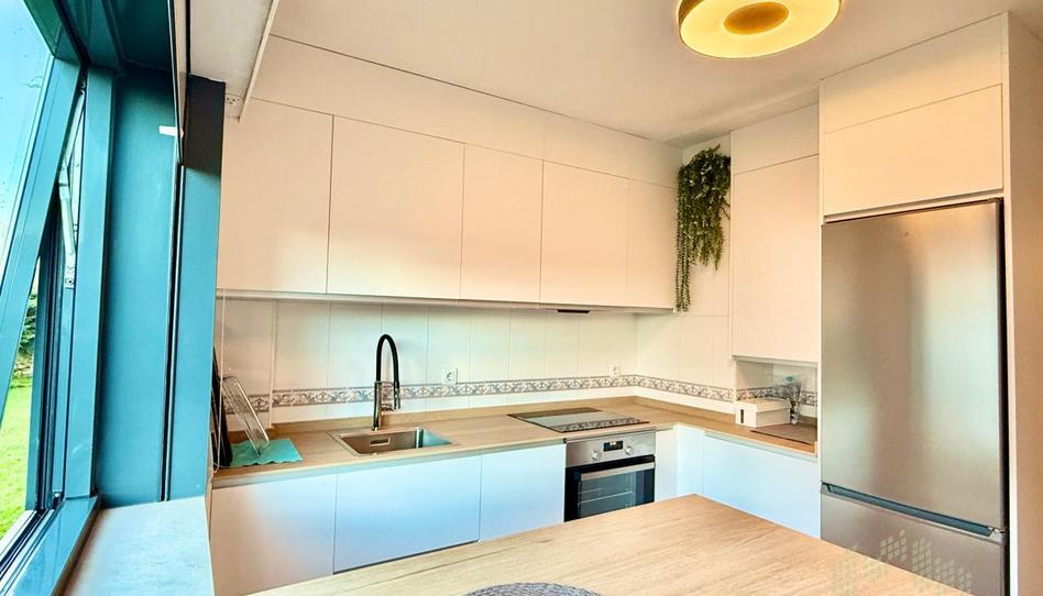 Photo 1 of Flat to rent in Plaza Francisco Fernández del Riego, San Lázaro - Meixonfrío, A Coruña