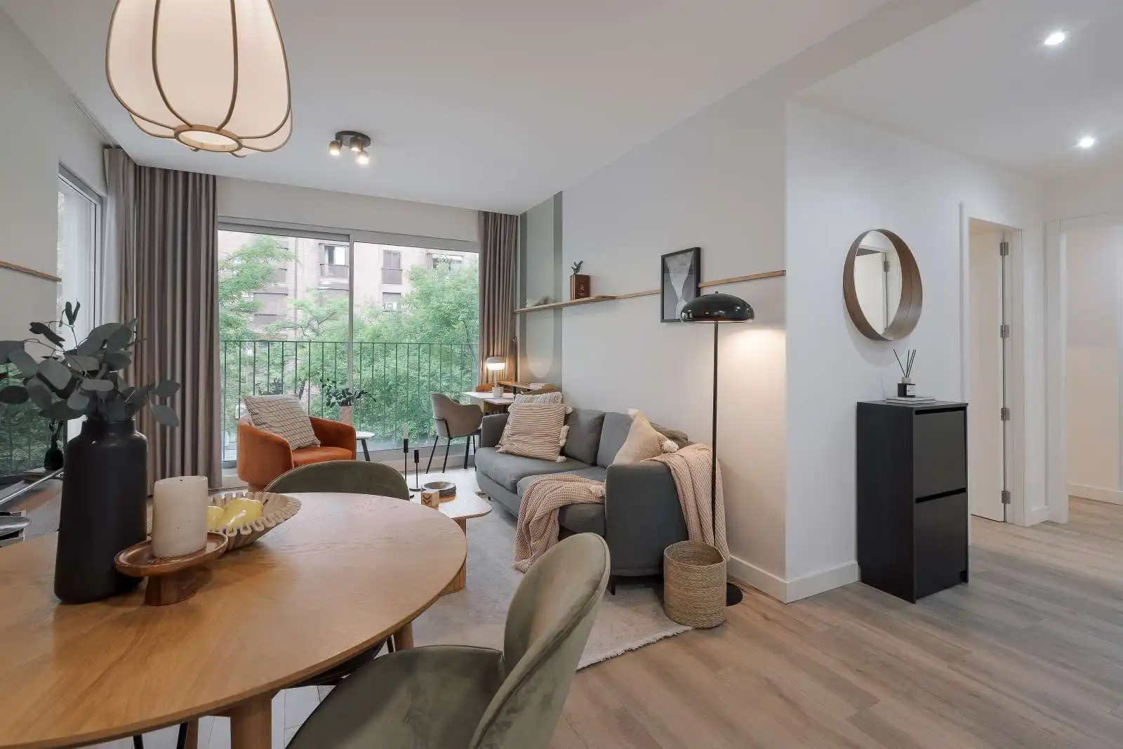 Living room of Apartments for share in Madrid  with Air Conditioner, Terrace and Furnished