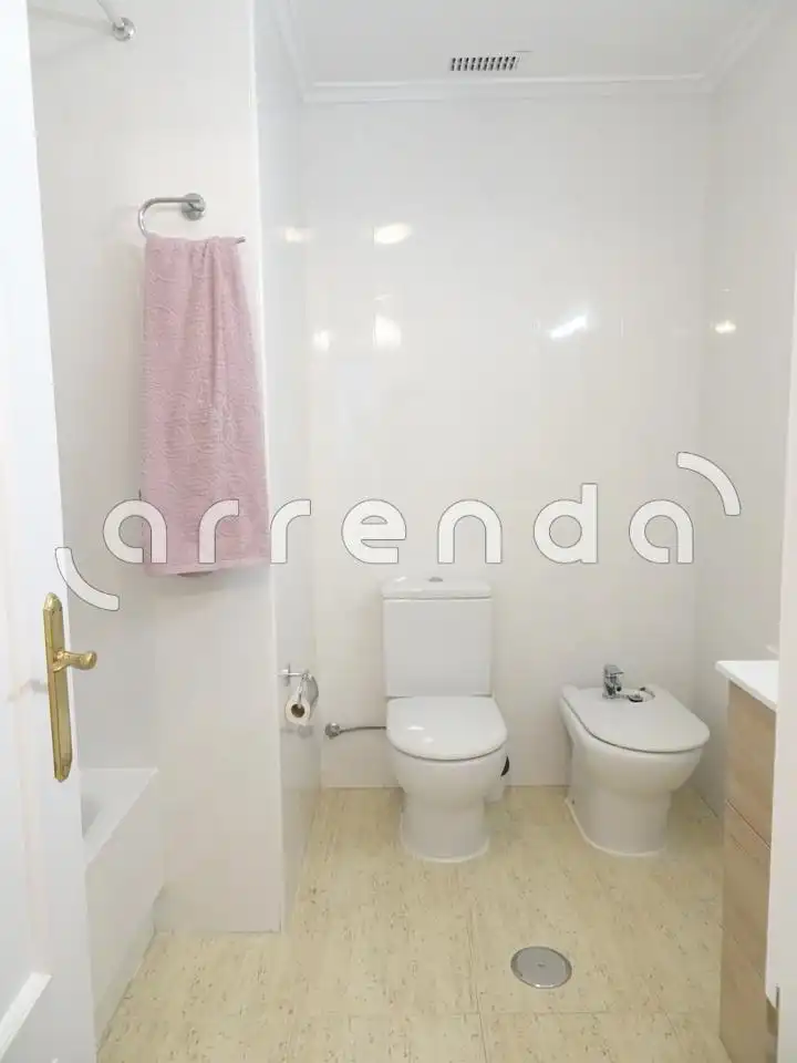 Àtic de lloguer a Herrera Oria, Alisal - San Román