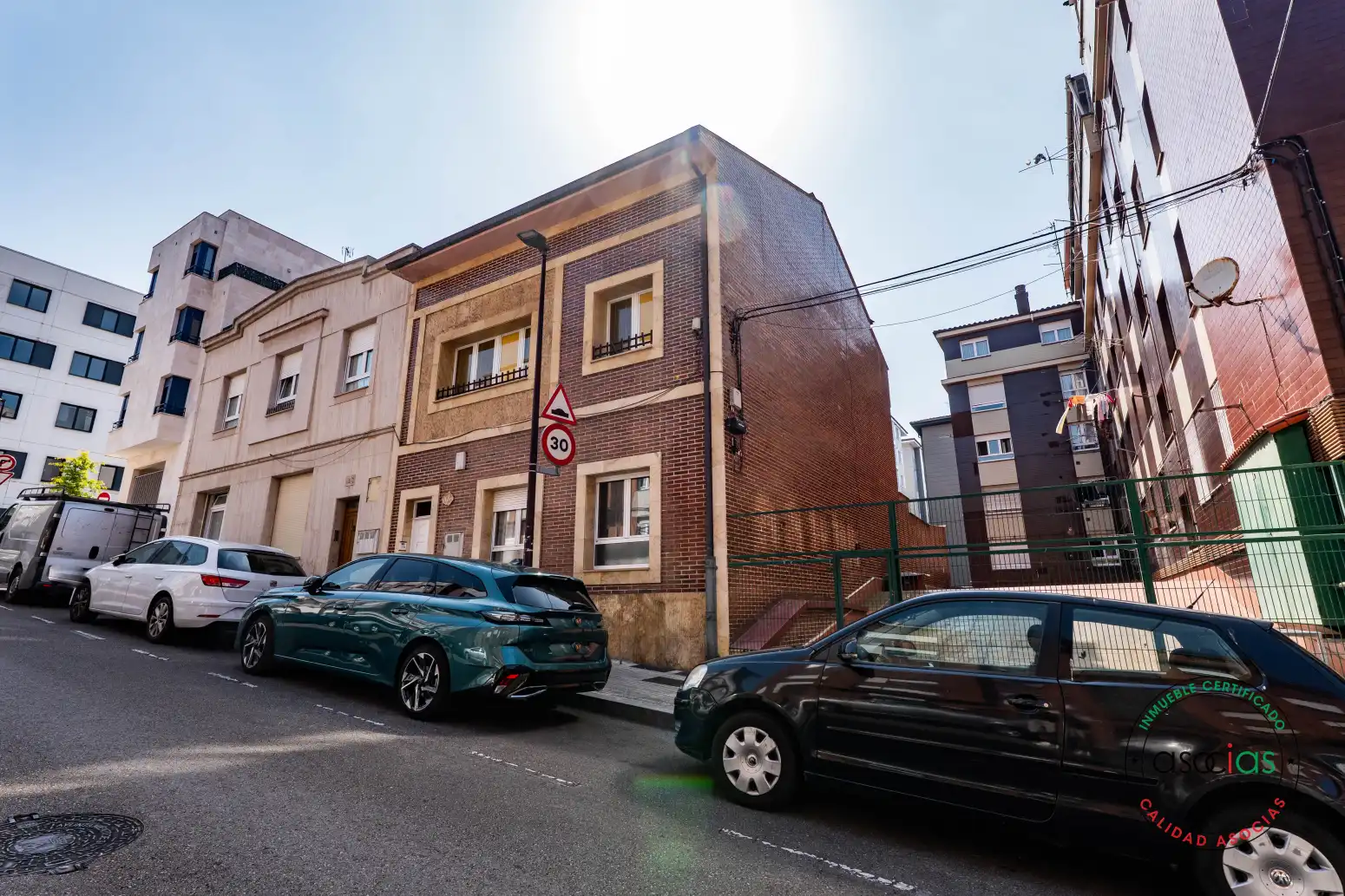 Außenansicht von Dachboden zum Verkauf in Gijón  mit Heizung, Parkett und Terrasse