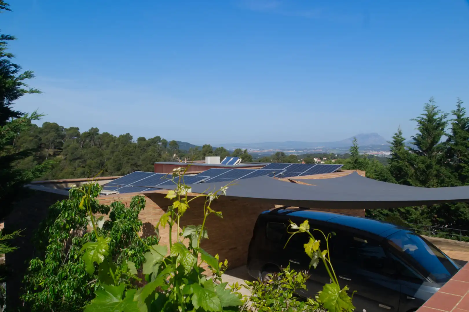 Parkplatz von Haus oder Chalet zum Verkauf in Sant Cugat del Vallès mit Klimaanlage, Heizung und Privatgarten