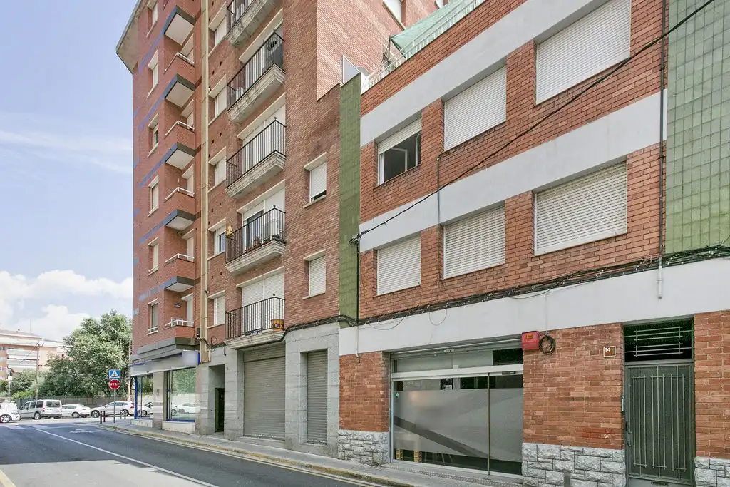 Außenansicht von Wohnung zum Verkauf in Igualada mit Heizung