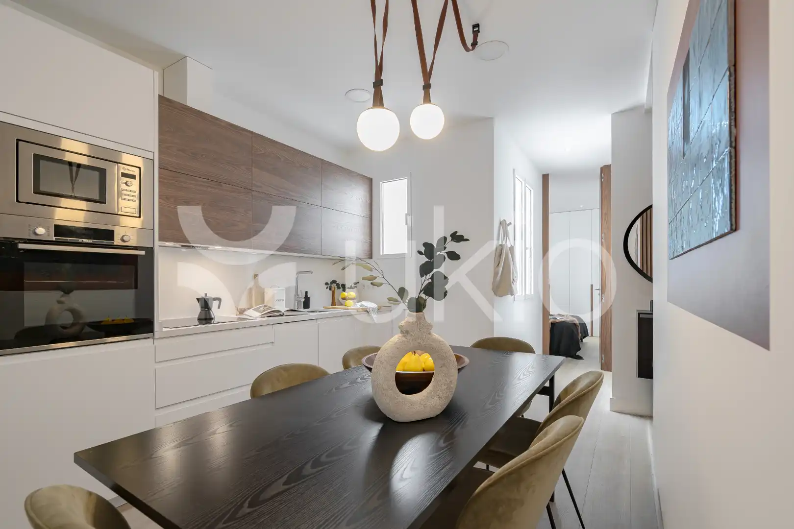 Cuina de Apartament de lloguer en Madrid amb Aire condicionat, Calefacció i Moblat