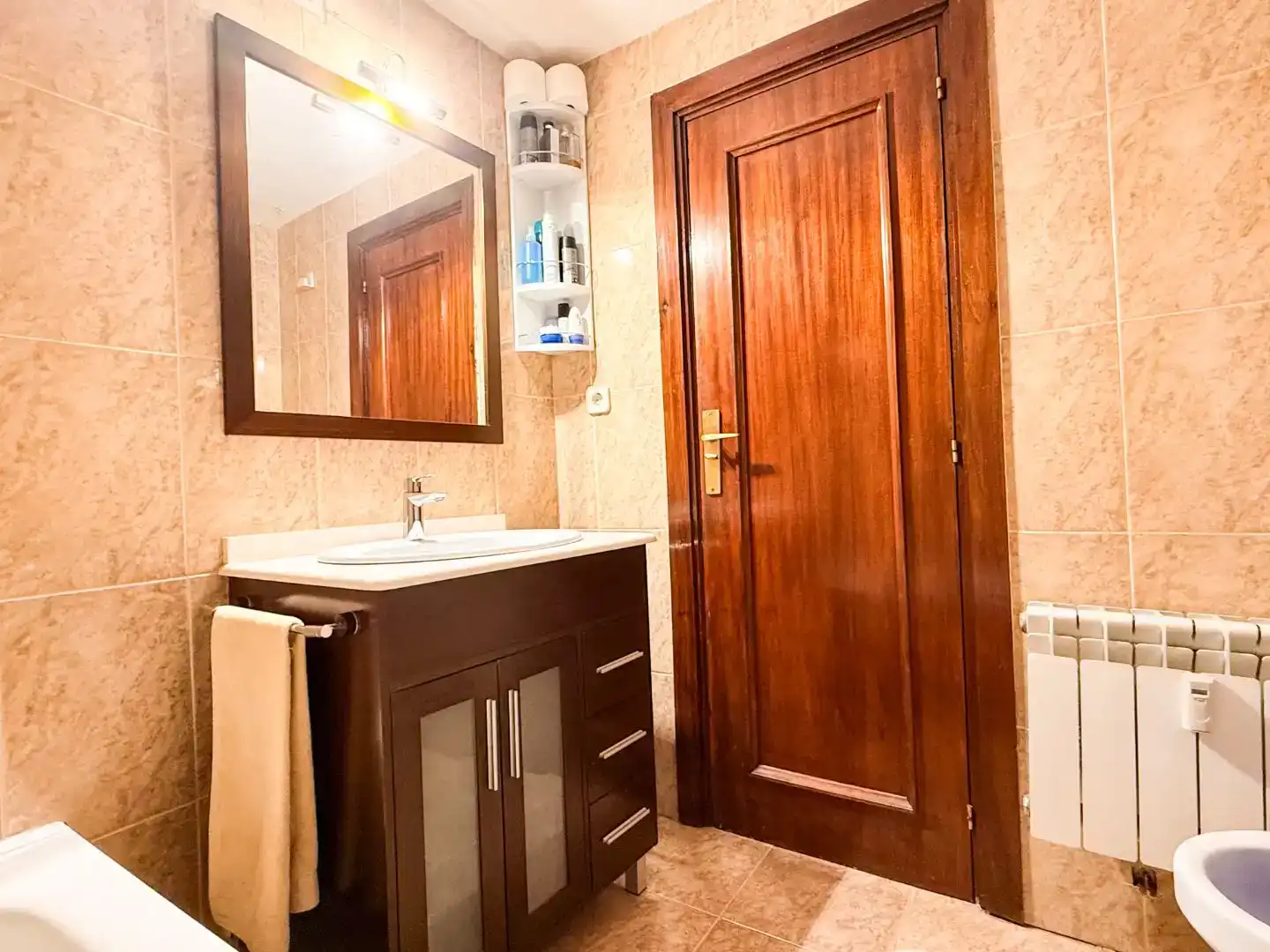 Baño de Piso en venta en Majadahonda con Jardín privado, Parquet y Trastero