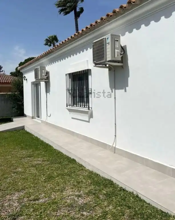 Xalet amb piscina en venda a Las Lagunas - Campano, imagen 3