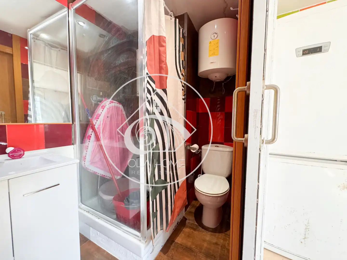 Baño de Estudio en venta en Sitges con Amueblado, Horno y Microondas