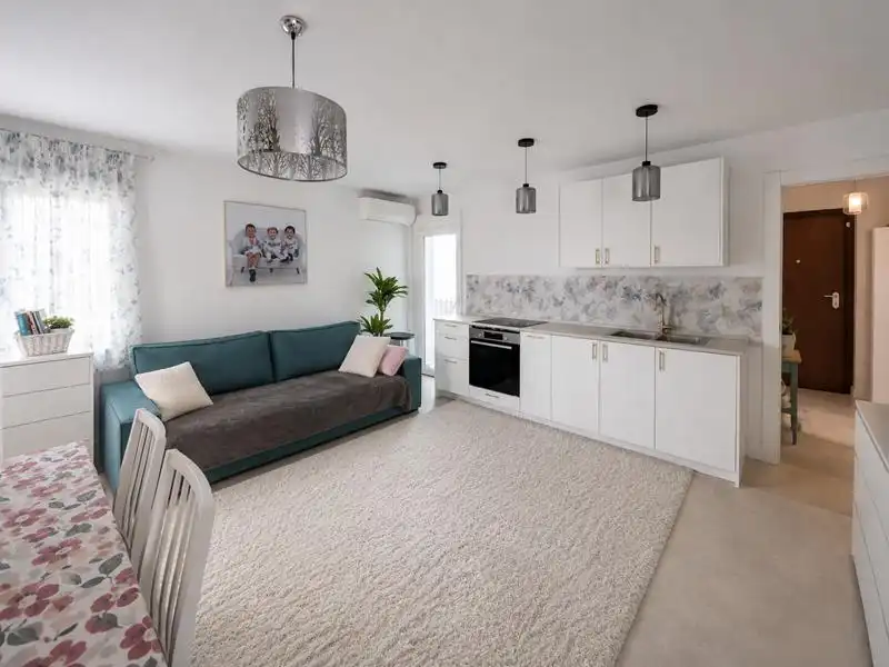 Appartamento con piscina in vendita a San Luis de Sabinillas, imagen 3