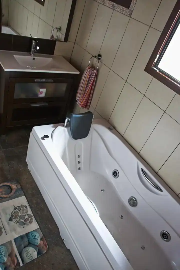 Baño de Casa o chalet en venta en Torla - Ordesa con Balcón