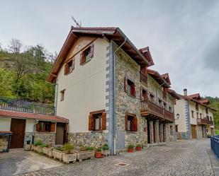 Außenansicht von Wohnung zum verkauf in Garde mit Heizung und Terrasse