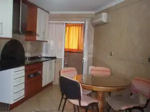 Kitchen of Flat for rent in Madrid  with Air Conditioner, Heating and Parquet flooring
