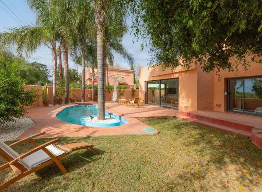 Garden of House or chalet for sale in Marbella  with Air Conditioner, Private garden and Terrace