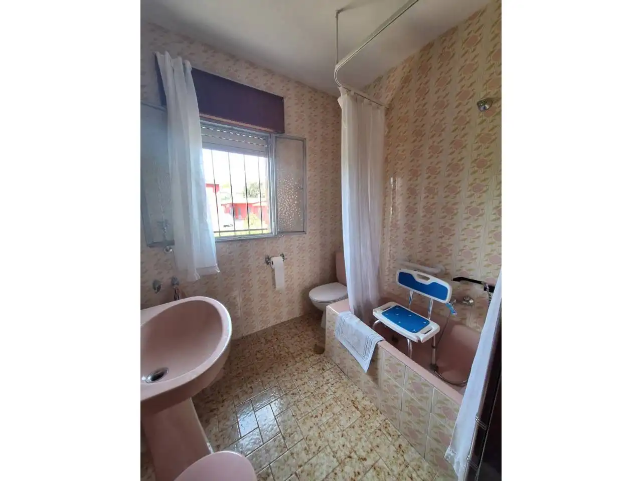 Bany de Casa o xalet en venda en Moralzarzal amb Calefacció, Jardí privat i Terrassa