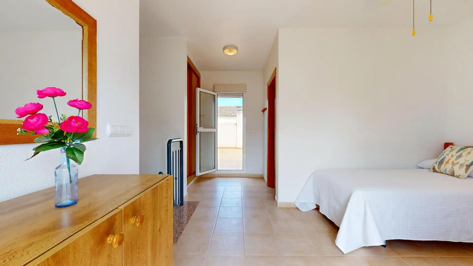 Schlafzimmer von Wohnungen zum Verkauf in Los Alcázares mit Terrasse und Balkon