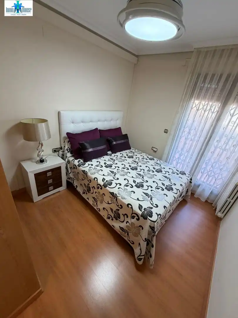 Bedroom of Detached homes for sale in Albacete  with Air Conditioner, Heating and Private garden