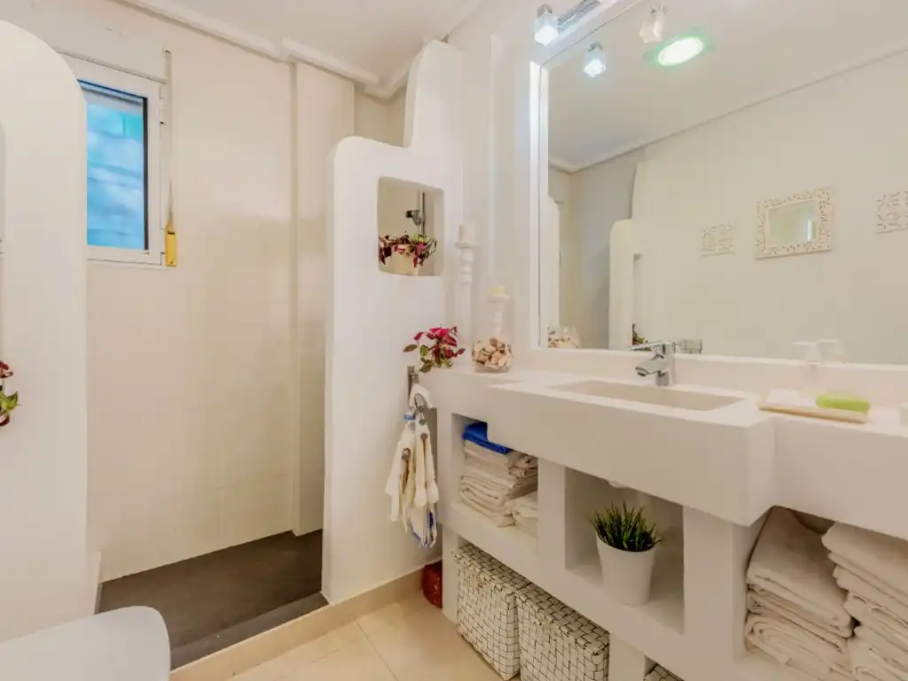 Bathroom of Houses for sale in El Campello  with Air Conditioner, Private garden and Terrace