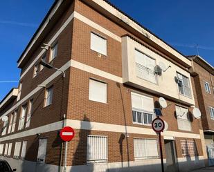 Vista exterior de Apartament en venda en Azuqueca de Henares amb Terrassa i Balcó