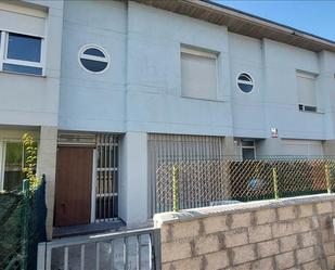Exterior view of Single-family semi-detached for sale in Polanco  with Heating and Parquet flooring
