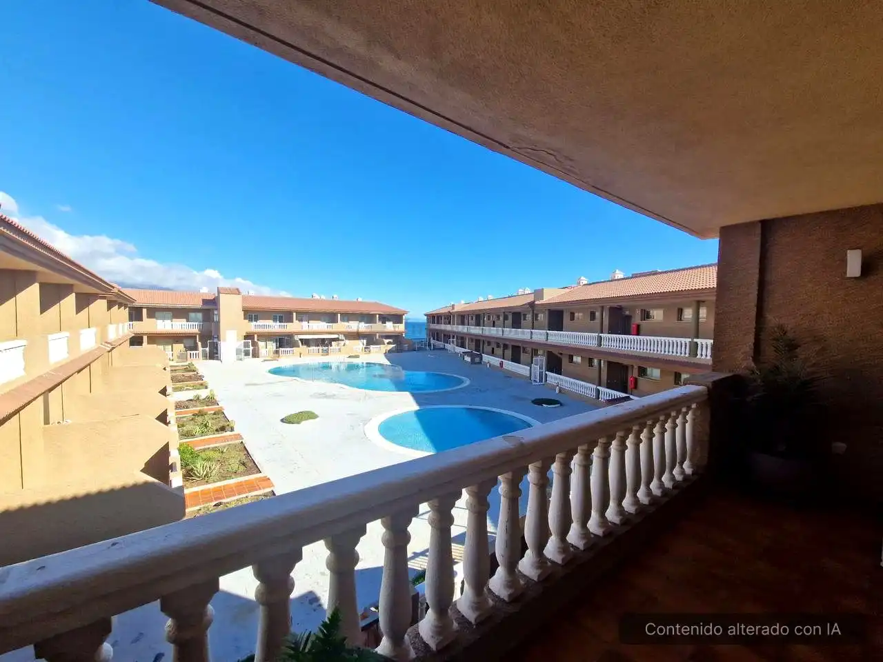 Swimming pool of Flat for rent in Arico  with Furnished, Internet and Community pool