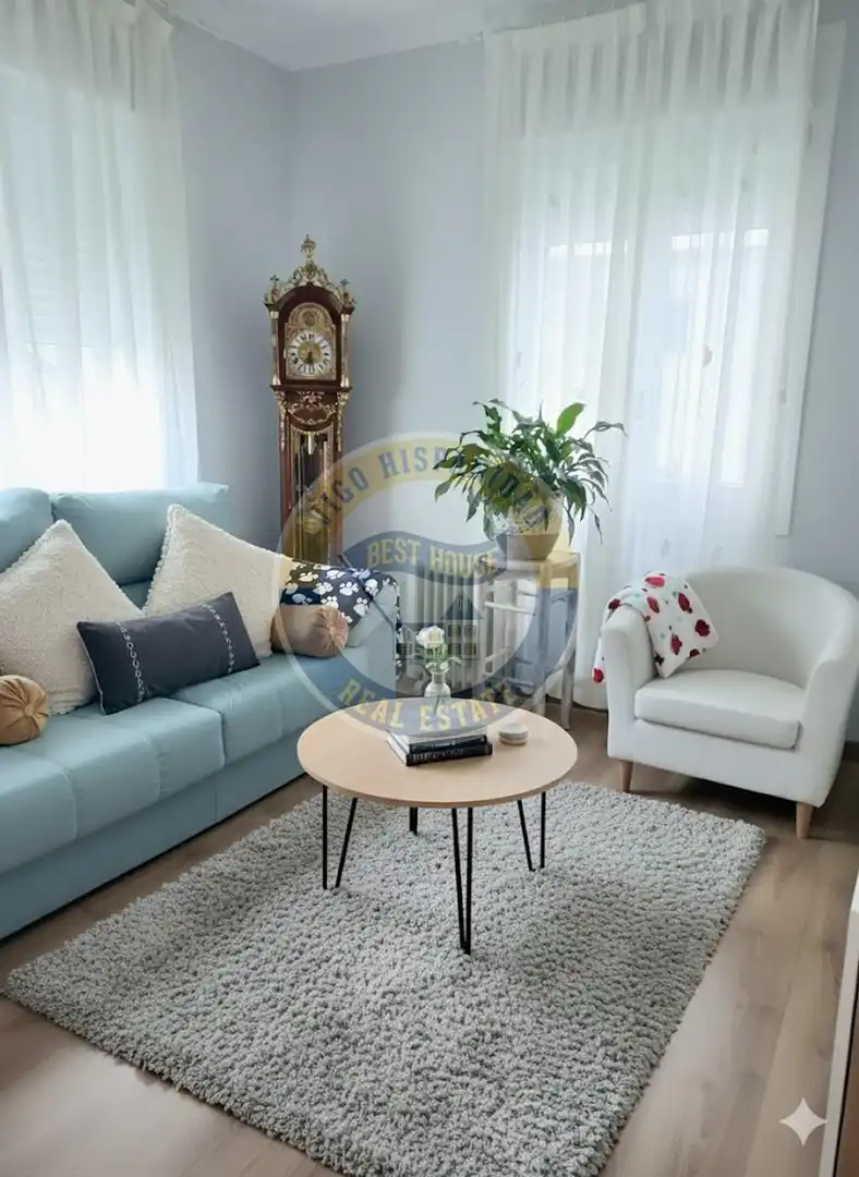 Sala d'estar de Casa o xalet en venda en Vigo  amb Terrassa i Moblat