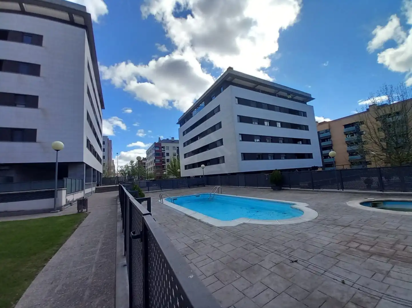 Flat for sale in Logroño - CL AUSTRIA, Portillejo - Valdegastea