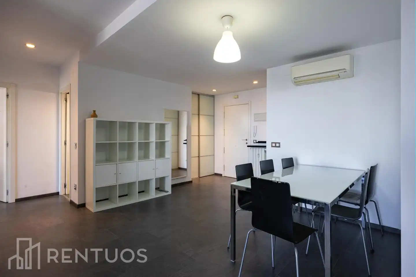 Sala d'estar de Pis de lloguer en Madrid amb Aire condicionat, Calefacció i Moblat