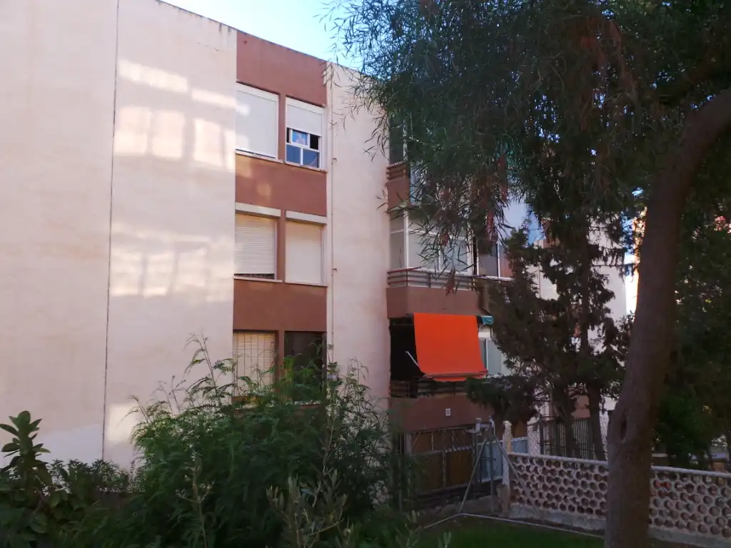 Flat for sale in C/ Músico Antonio Flores - Ciudad Elegida - Juan X, Juan XXIII