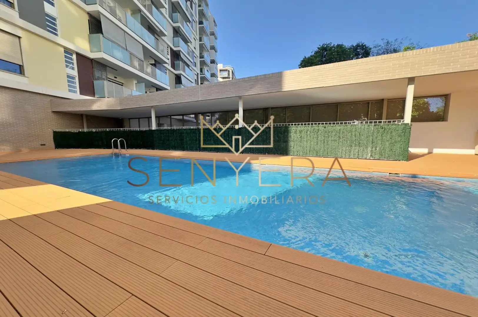 Piscina de Piso en venta en Valencia