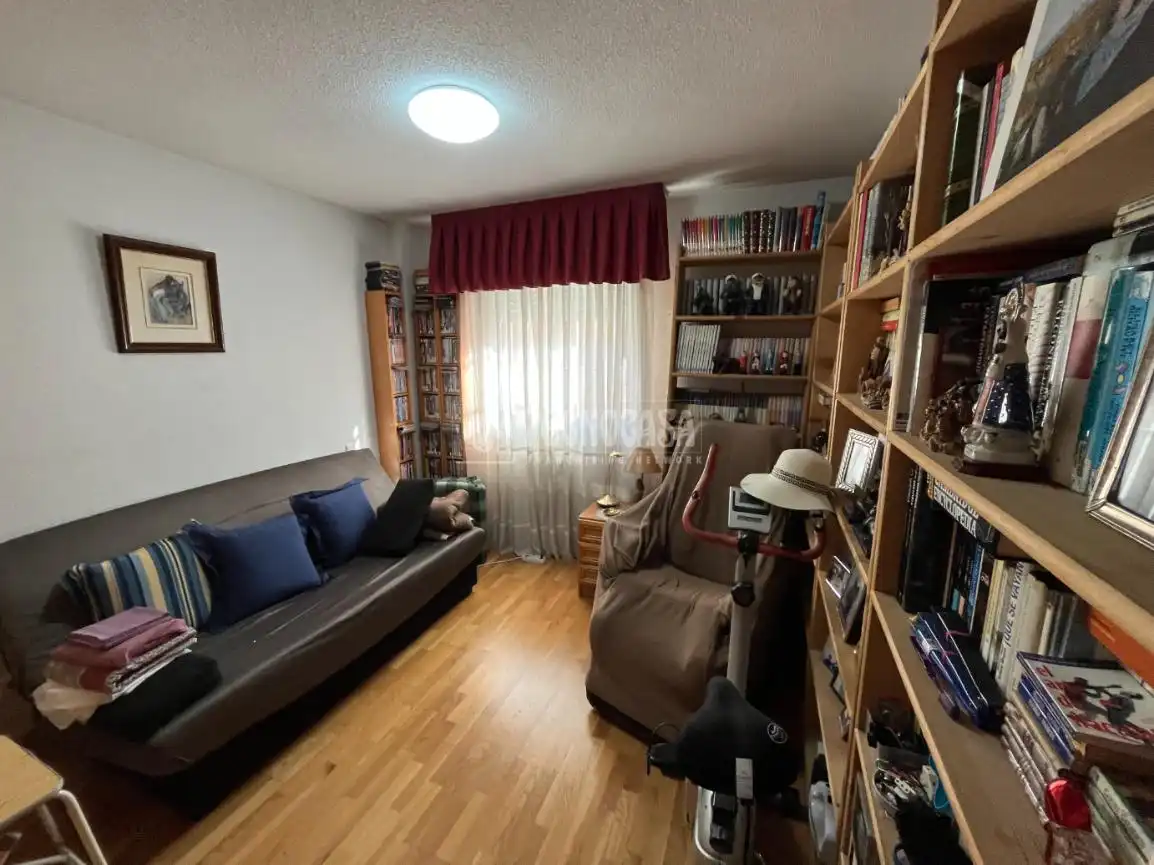 Living room of Detached homes for sale in Alcalá de Henares  with Air Conditioner and Heating