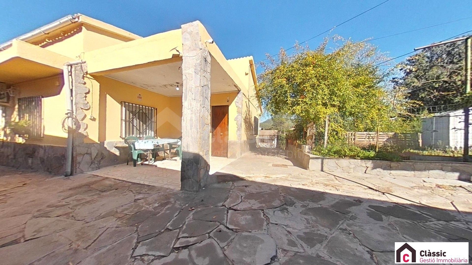 Vista exterior de Casa o xalet en venda en Vacarisses amb Aire condicionat, Calefacció i Traster