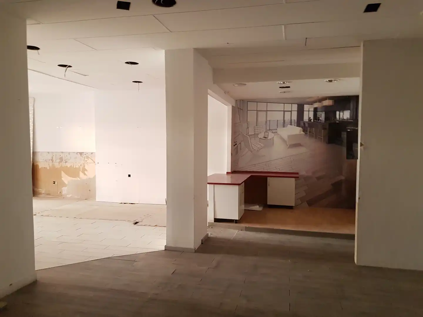 Local comercial en venta en Calle Santiago Apóstol 50, imagen 5