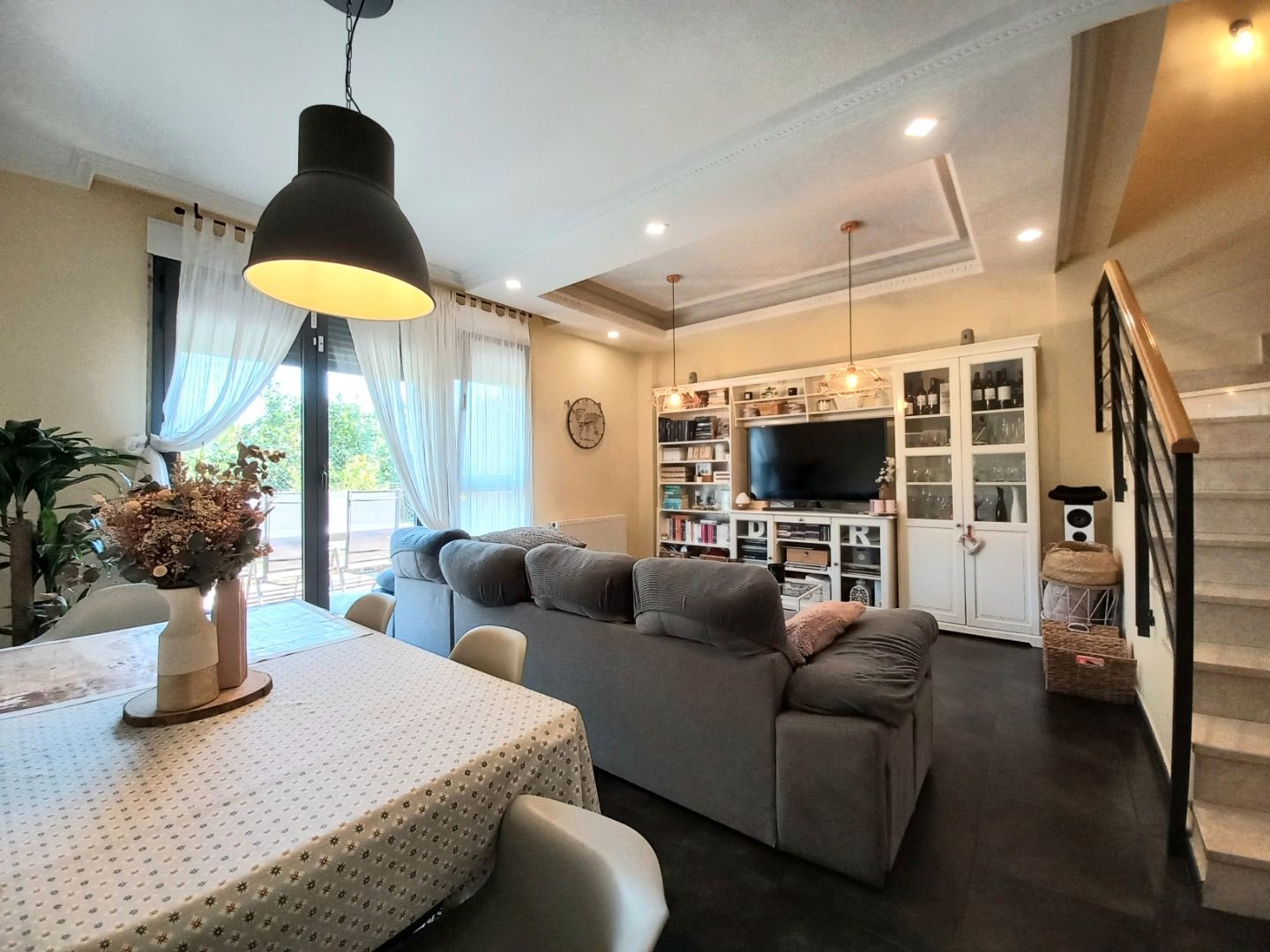 Living room of House or chalet for sale in Modúbar de la Emparedada  with Heating, Private garden and Parquet flooring