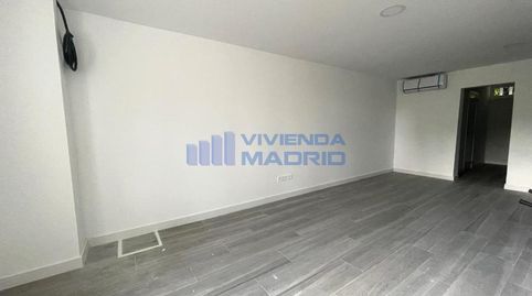 Foto 2 de Piso de alquiler en Badalona, Tres Olivos - Valverde, Madrid Capital