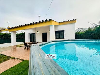 Piscina de Finca rústica en venda en Conil de la Frontera amb Jardí privat, Terrassa i Piscina