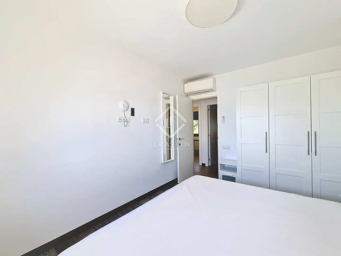 Dormitori de Casa o xalet de lloguer en Vilanova i la Geltrú amb Aire condicionat, Jardí privat i Terrassa