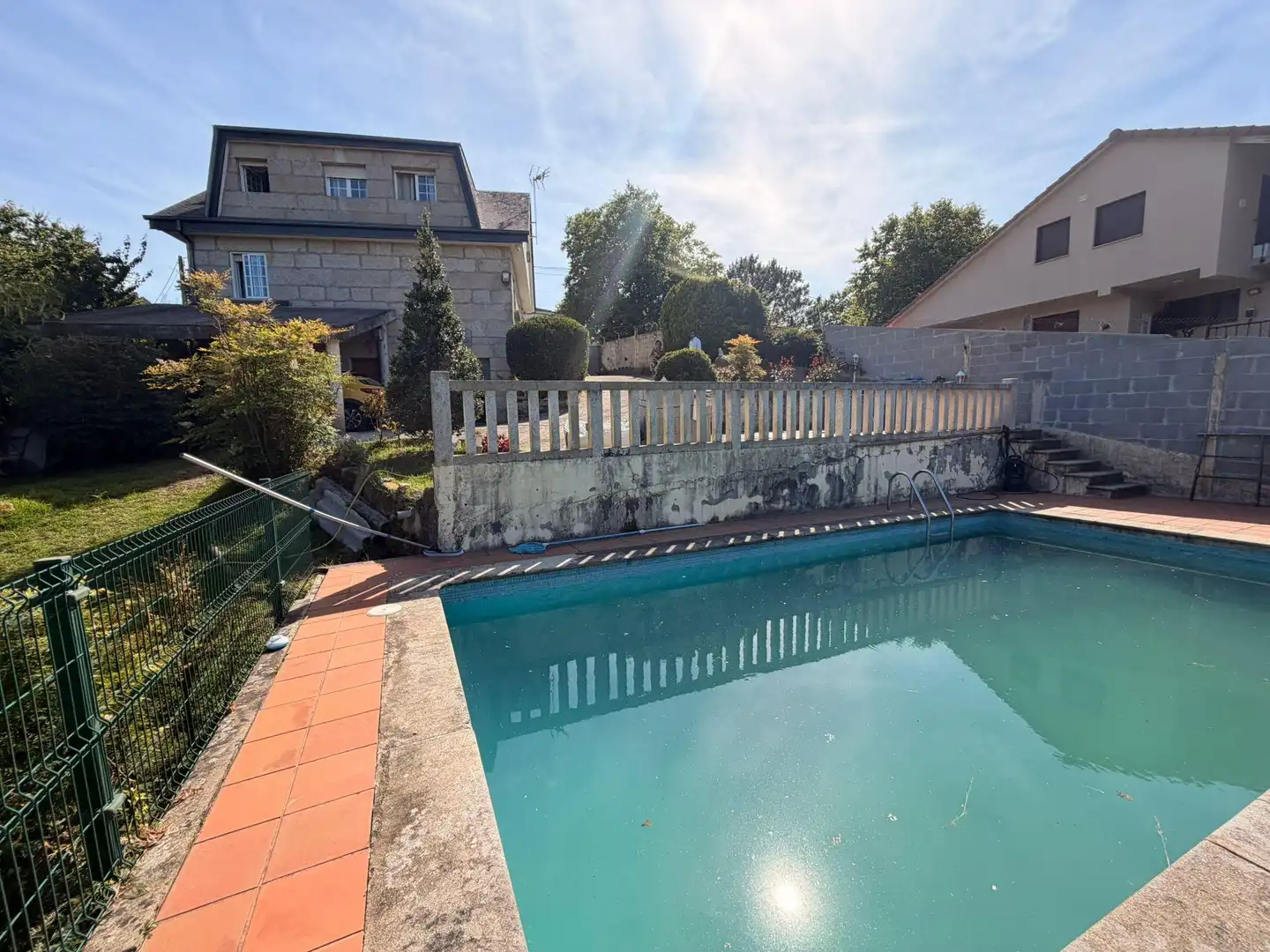Swimming pool of Houses for sale in Vigo 