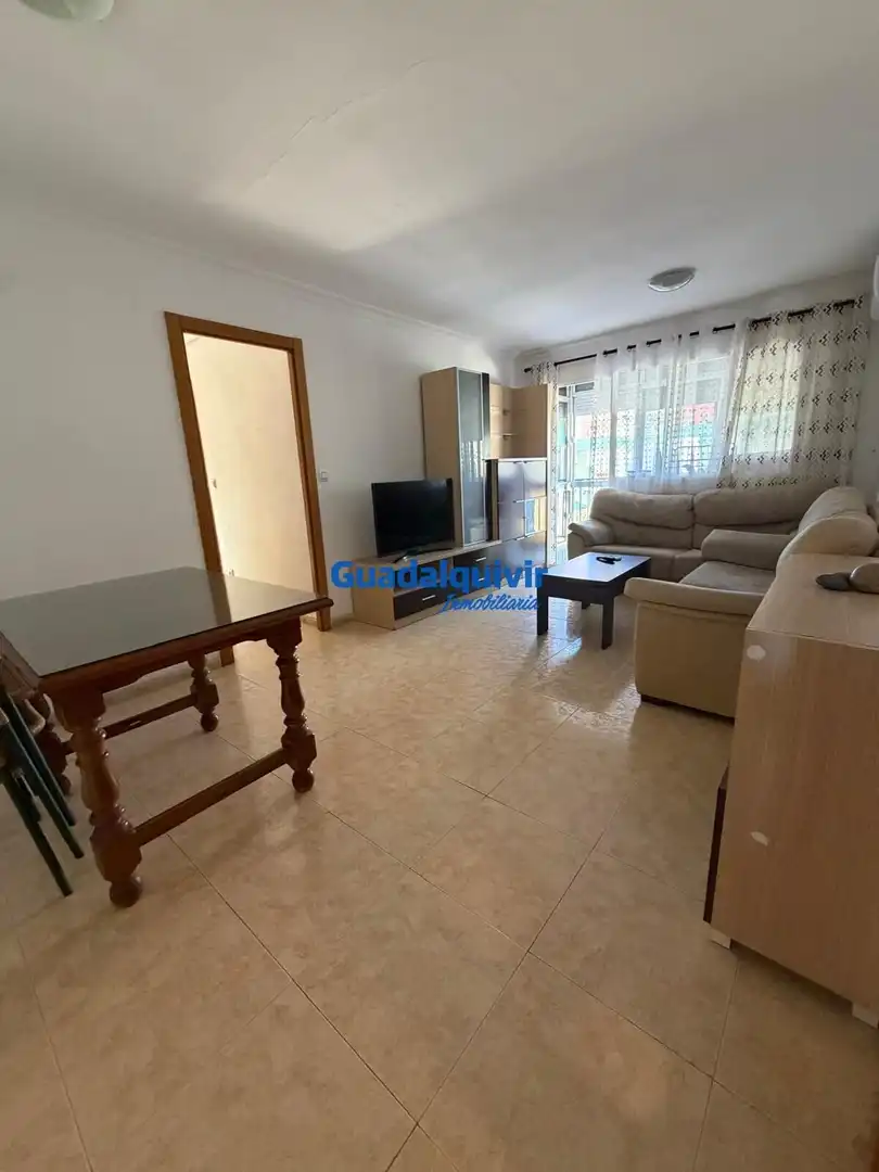 Wohnzimmer von Wohnung zum Verkauf in Montequinto mit Klimaanlage und Terrasse