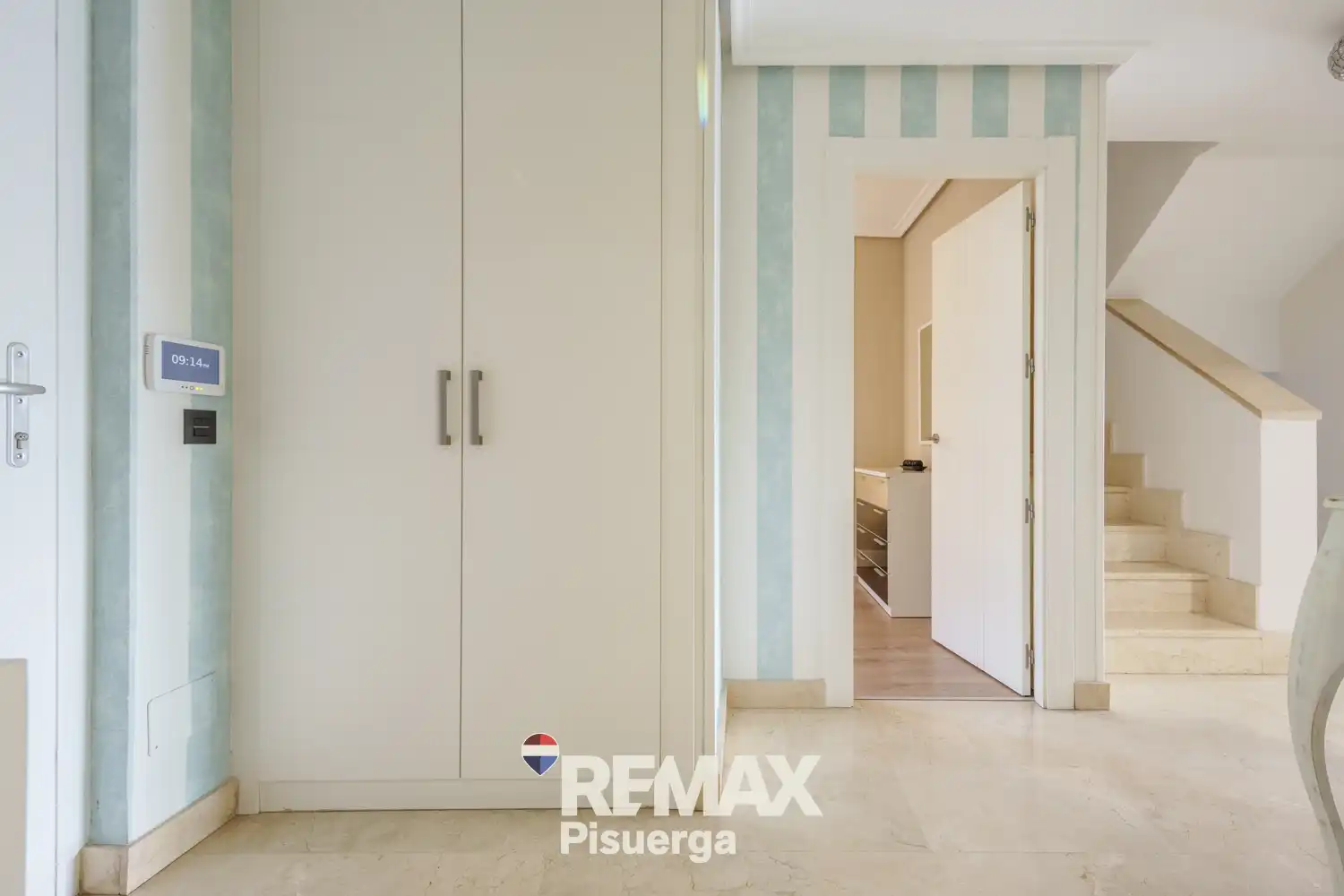 Villa mit Pool zum Verkauf in Calle José María Castilviejo 41, imagen 32