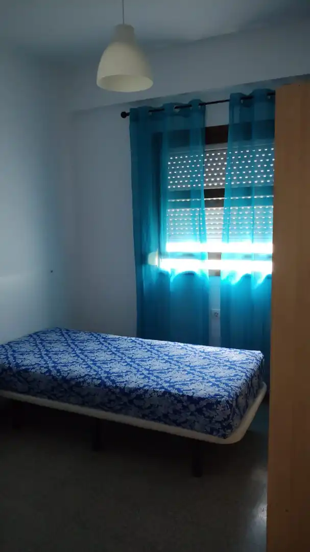 Habitación de Piso de alquiler en San Cristóbal de la Laguna con Amueblado, Horno y Lavadora