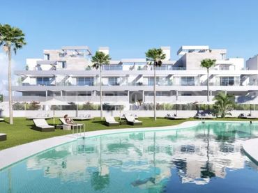 Penthouse mit Pool zum Verkauf in Estepona Pueblo