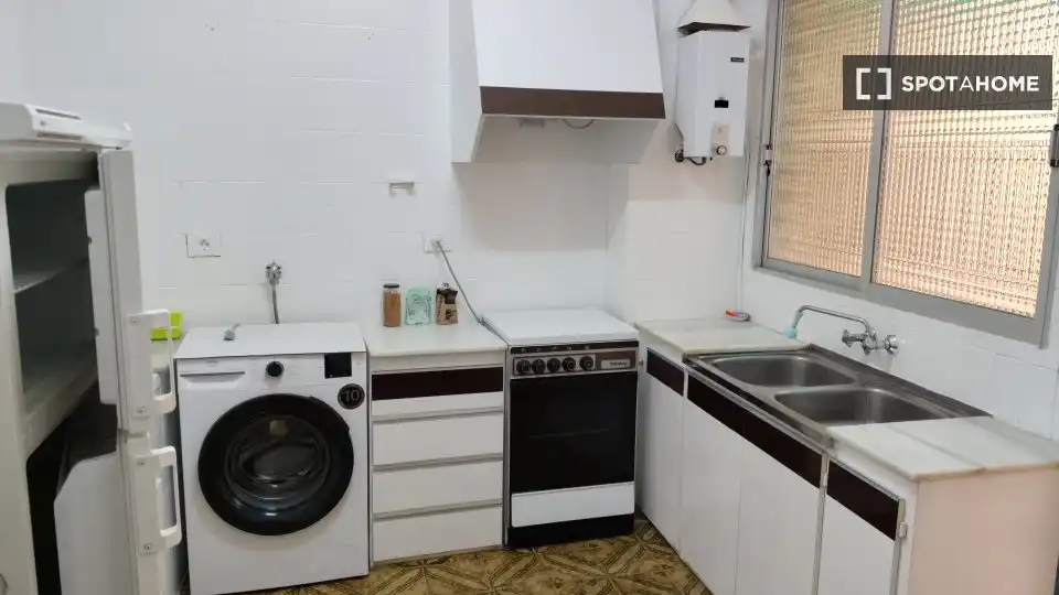 Cocina de Piso de alquiler en Utiel con Aire acondicionado, Calefacción y Amueblado