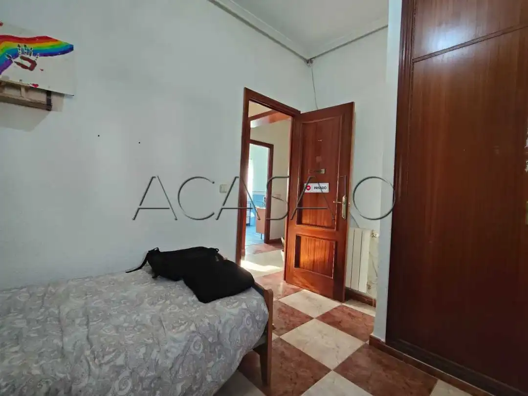 Habitación de Casa adosada en venta en Pantoja con Calefacción