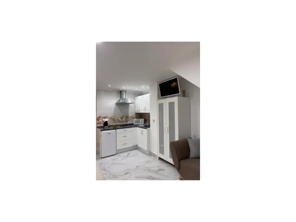 Estudio en venta en Calle 25 d'Abril, imagen 2