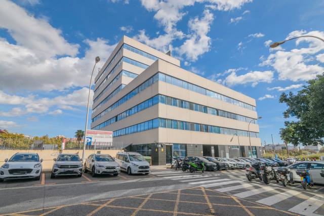 Oficina en Alquiler en Carrer de la Constitució, 2 en Centre